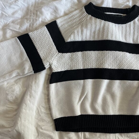 Banana Republic cropped sweater black/white striped colorblock size XS - Picture 2 of 4